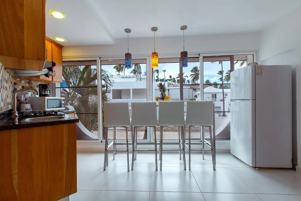ホテル Villas Tropical Los Corales Beach & Spa