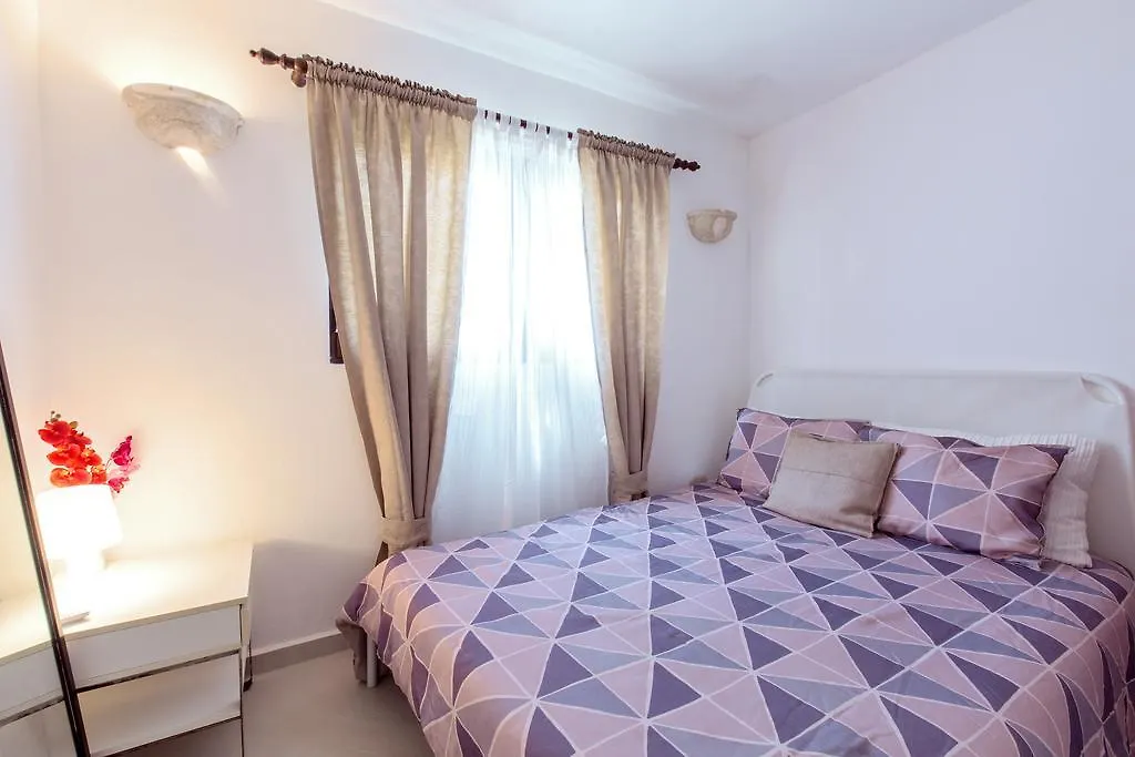 Villas Tropical Los Corales Beach & Spa ホテル ババロ